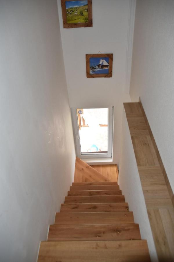 Apartmani Petar موكرا غورا الغرفة الصورة