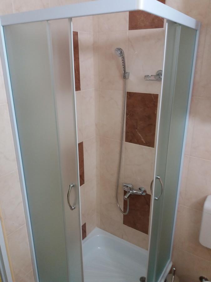 Apartmani Petar موكرا غورا المظهر الخارجي الصورة